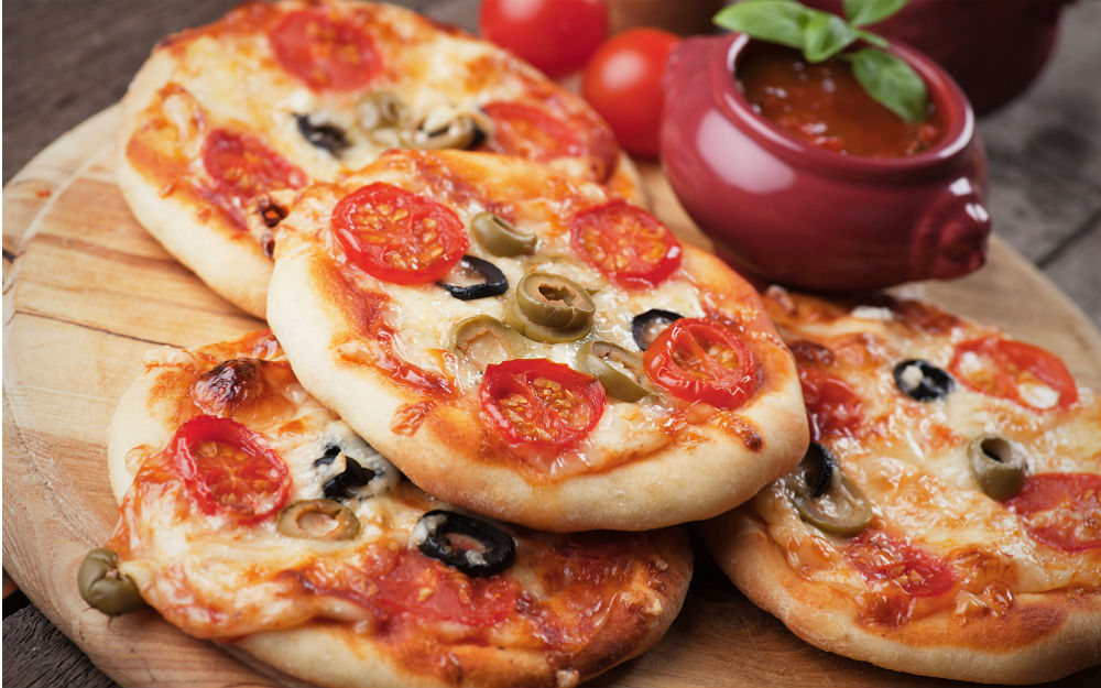 Mini Pizza Tarifi, Nasıl Yapılır?