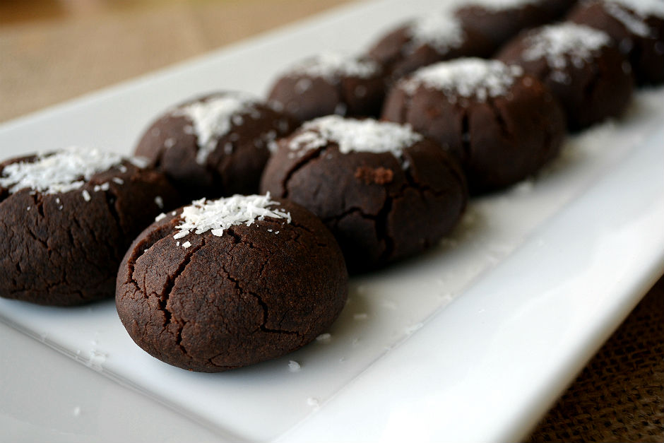 Haşhaşlı Browni Islak Kurabiye Videosu Haşhaşlı Browni Islak Kurabiye Videosu