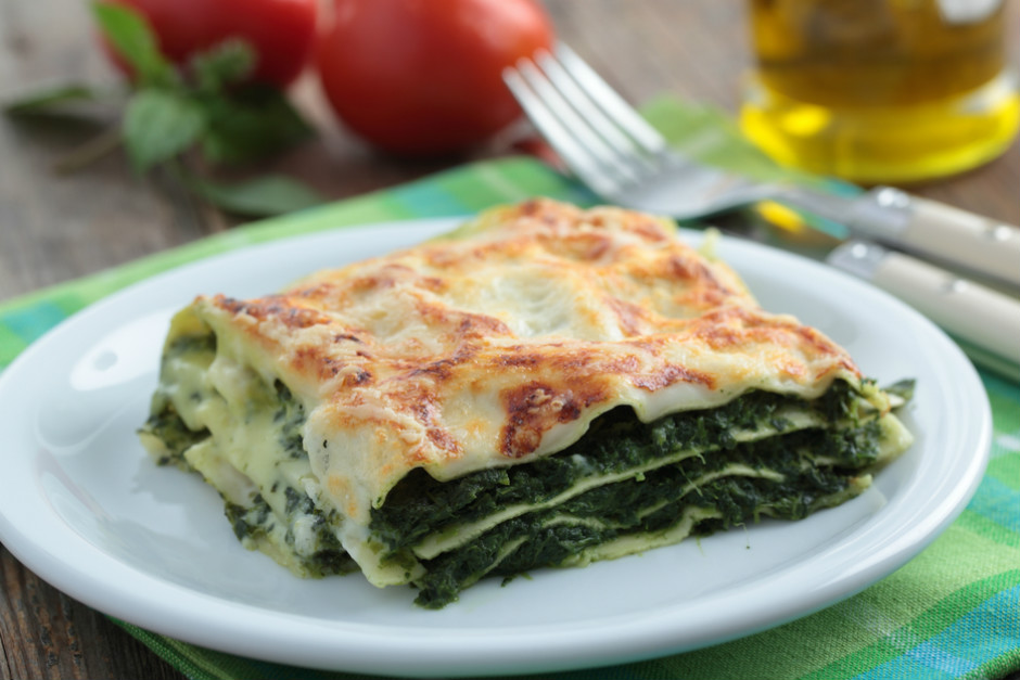 Ispanaklı lazanya tarifi Ispanaklı lazanya tarifi