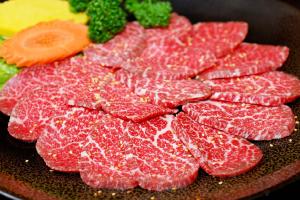https://cdn.yemek.com/mncrop/300/200/uploads/2015/04/wagyu-eti.jpg
