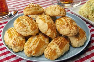 Çay Demlenmeden Hazır: 5 Dakika Poğaçası