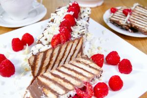 Üç Malzemeyle Yapılabilecek En Kolay Tatlı: Balerin Pasta