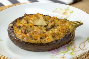 Pek Gösterişli: Patlıcan Pabucaki