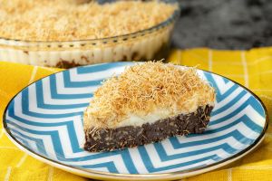 Muhallebiyle Can Buluyor: Bayat Kek Tatlısı