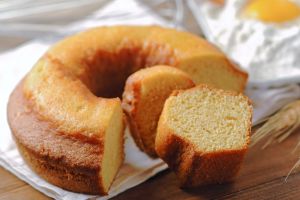 Çok Kolay Yapılan, Bayatlamayan: Sütsüz Yoğurtsuz Kek