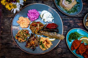 Anne Yemeklerine Olan Özleminizi Dindireceğiniz Ev Yemekleri Yapan 9 Mekan