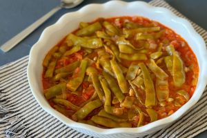 TAZE FASULYE YEMEĞİ