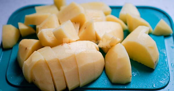 yogurt-soslu-patates-salatasi-asama-1