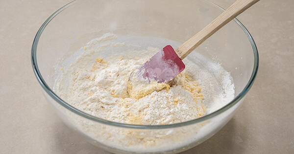 cilekli-pasta-asama-6