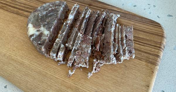 kavurmali-tost-yapim1