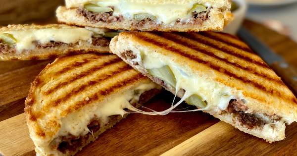 kavurmali-tost-yapim5