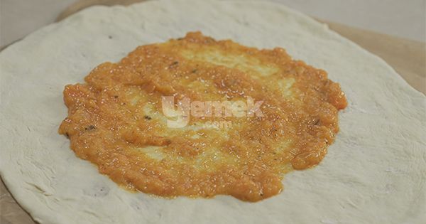 peynirli-pizza-asama-6