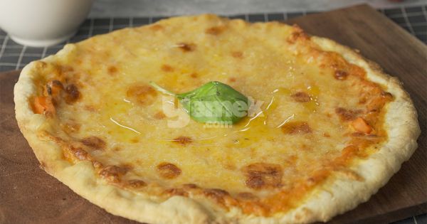 peynirli-pizza-asama-8