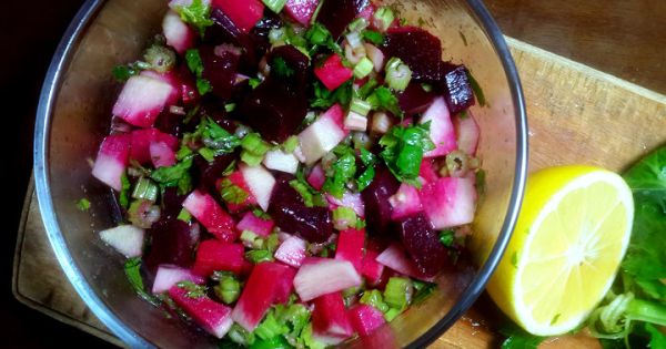 Kereviz Sapı Salatası