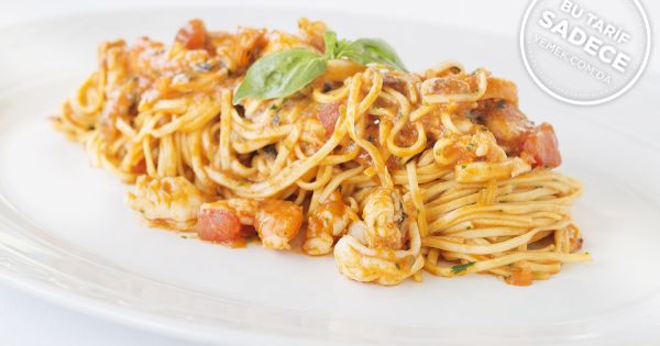 Karides ve Kalamarlı Tagliolini