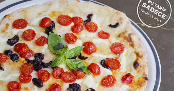 Pizza Bufala Tarifi, Nasıl Yapılır?