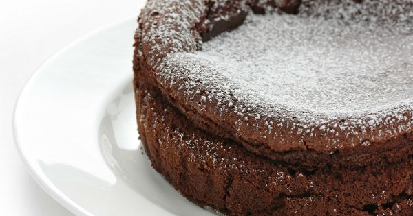 İki Malzemeli Çikolatalı Kek