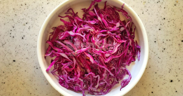 kirmizi-lahana-salatasi-1