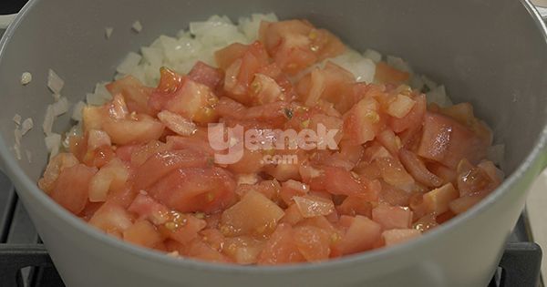 pizza-sosu-adim-3