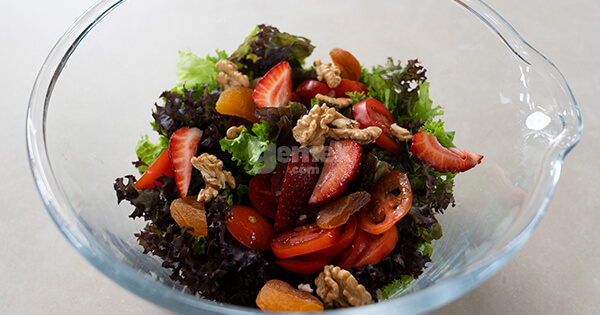 ferah-salata-asama3-yemekcom