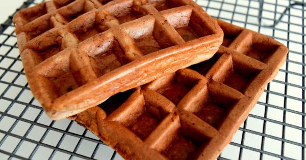 Yulaflı Muzlu Waffle