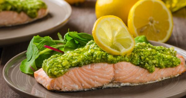 Pesto Soslu Somon