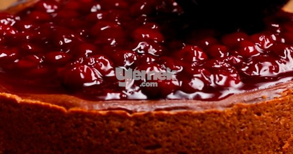 visne-soslu-yogurt-keki-watermark-14