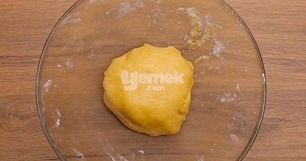 visne-soslu-yogurt-keki-watermark-2