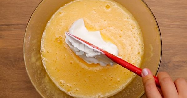 visne-soslu-yogurt-keki-watermark-9
