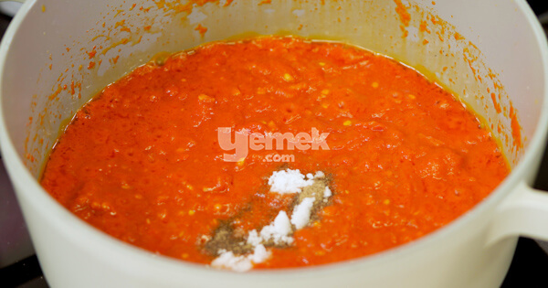 demleme-domatesli-makarna-5