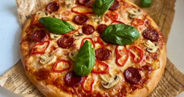 Karışık Pizza Yapımı