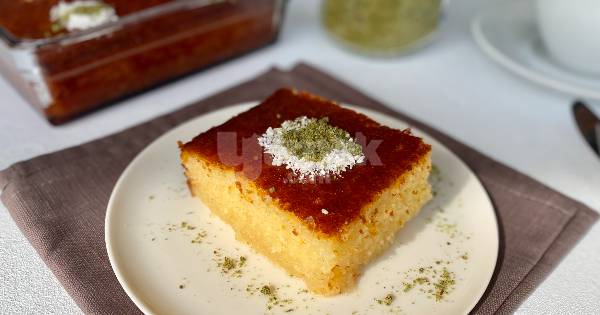 yogurtlu-irmik-tatlisi-6