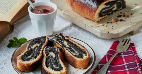 Yumuşacık Haşhaşlı Çörek
