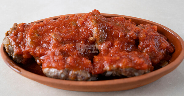 kiremitte-soslu-kofte-asama9-yemekcom