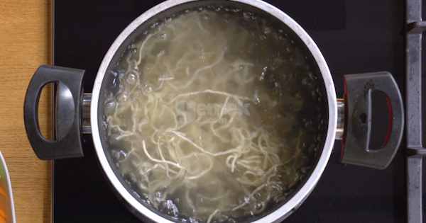 tavujku-noodle-1