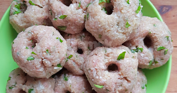 kiymali-bulgur-koftesi-yapilis-3