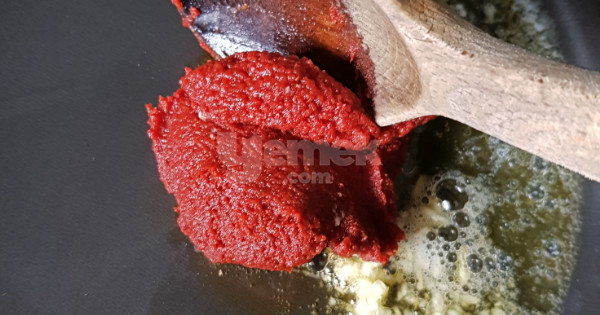 kiymali-bulgur-koftesi-yapilis-4