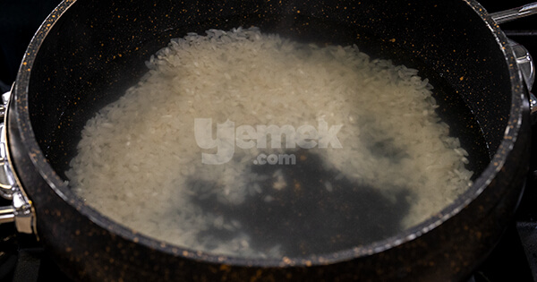 yogurtlu-corba-asama-1