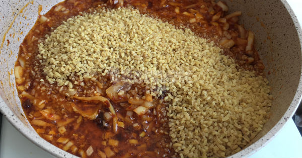 domatesli-bulgur-pilavi2