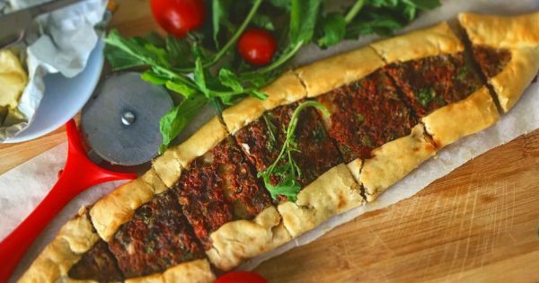 Kıymalı Pide