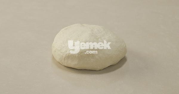 dana-etli-kirmizi-biberli-pizza-asama-5