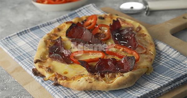 dana-etli-kirmizi-biberli-pizza-asama-9