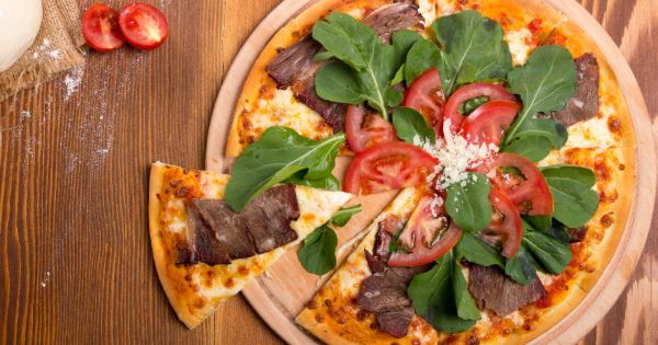 Füme Kaburgalı Pizza