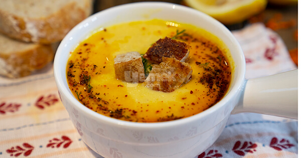 patatesli-mercimek-corbasi-sondanoncekiasama