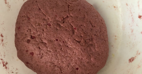 kirmizi-hamburger-adim