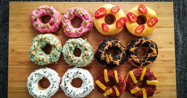 Donut Görünümlü Renkli Pişi