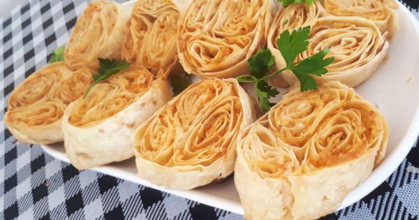 Kahvaltılık Patatesli Üçlü Rulo Börek