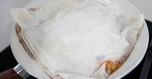patatesli-gozleme-asama7-yemekcom
