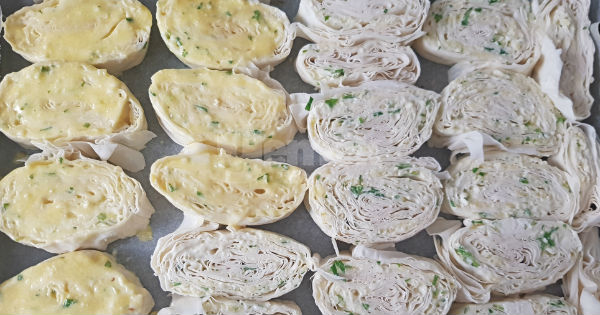 sodali-peynirli-dilim-borek6