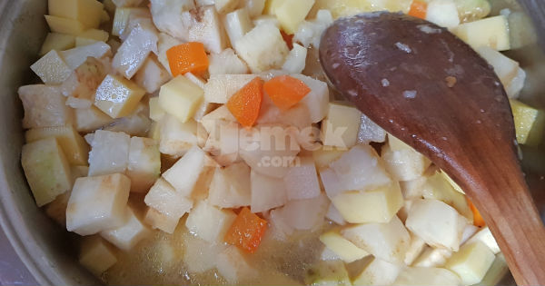 terbiyeli-kereviz-yemegi4
